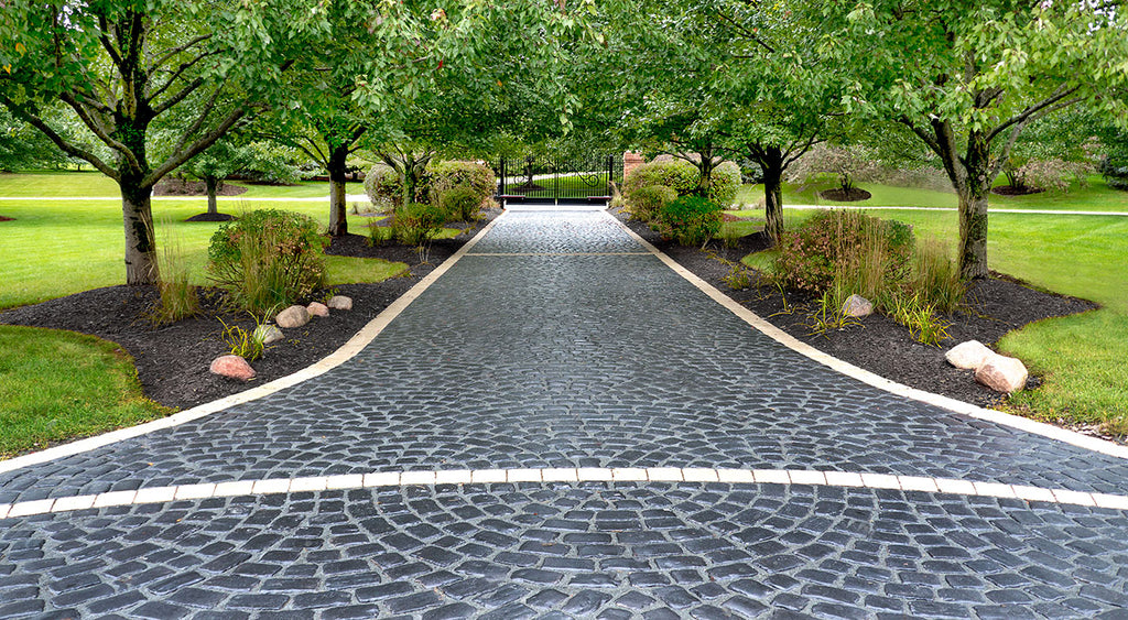 Unilock Courtstone Paver - Basalt - Clark & Co. Hardscape Supply