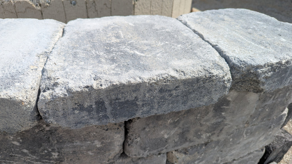 Keystone Stonegate Cap - Old World Graphite Blend - Clark & Co. Hardscape Supply